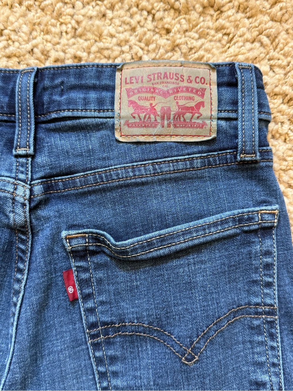 Levi's 725 High Rise Bootcut Jeans Mid Wash Denim Size 27 Slim Fit - Picture 4 of 10